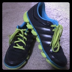 Adidas GUC tennis shoes